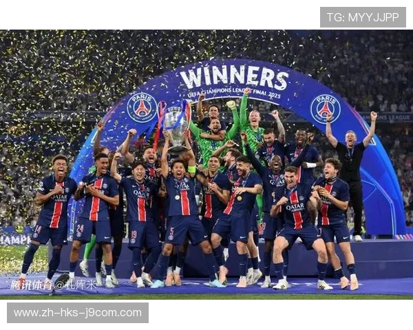 欧冠赛场巅峰对决精彩上演 球迷热血沸腾谁将问鼎冠军宝座